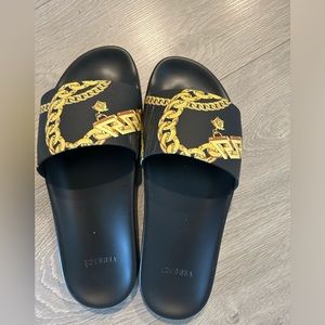 VERSACE Slides